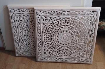 2 Witte wandpanelen Houtsnijwerk Wit 60 x 60cm beschikbaar voor biedingen