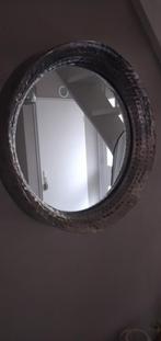 Stoere spiegel met zilverkleurige dikke rand .., Huis en Inrichting, Ophalen of Verzenden, Zo goed als nieuw, Minder dan 100 cm