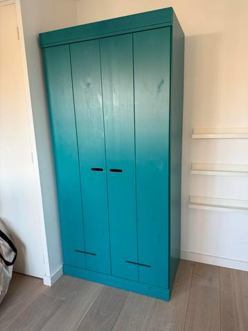 Blauwe Kast met Deuren en Planken beschikbaar voor biedingen