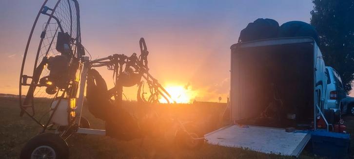 Paramotor opleidingen 2-FLY, Sport en Fitness, Zweefvliegen en Paragliding, Nieuw, Scherm, Ophalen