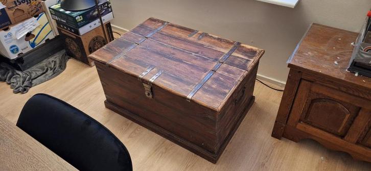 Opknapper massief houten kist, Huis en Inrichting, Woonaccessoires | Kisten, Gebruikt, Minder dan 50 cm, 50 tot 75 cm, 50 tot 100 cm