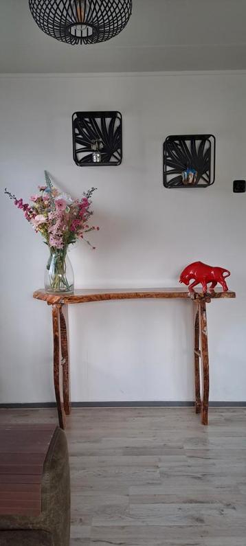 Console Tafel olijfhout massief met epoxy  beschikbaar voor biedingen