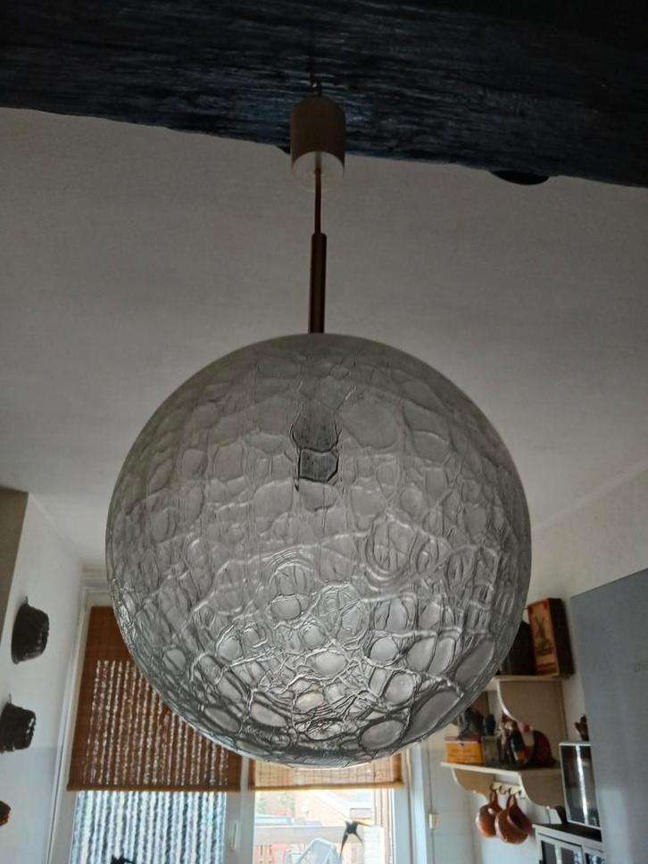 Doria Big Ball Vintage Lamp, Huis en Inrichting, Lampen | Hanglampen, Gebruikt, 75 cm of meer, Glas, Kunststof, Metaal, Ophalen