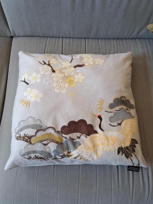 Zacht sierkussen van House of Nature in pasteltinten, Huis en Inrichting, Woonaccessoires | Kussens, Gebruikt, Blauw, Vierkant