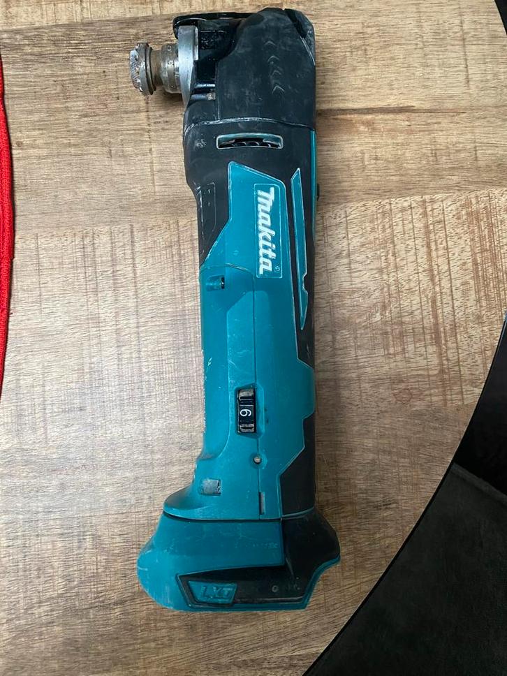 Makita Gereedschap Set - Z.G.A.N., Doe-het-zelf en Verbouw, Gereedschap | Boormachines, Zo goed als nieuw, Boormachine, 600 watt of meer