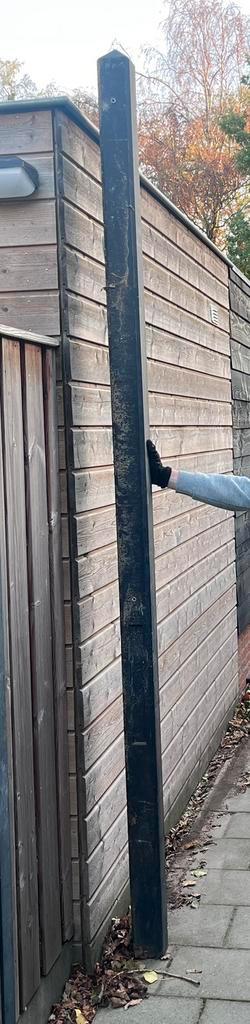 Betonpaal glad met kop. 10x10x280cm antraciet gecoat beschikbaar voor biedingen