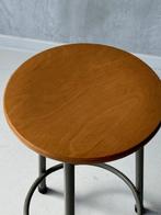 Vintage kruk atelier werkkruk retro krukje industrieel, Huis en Inrichting, Krukjes, Ophalen of Verzenden, Gebruikt, Hout