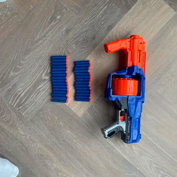 Nerf Surgefire Met 30 Pijltjes beschikbaar voor biedingen