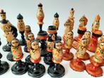 unieke oude houten schaakstukken USSR matroesjka (498), Antiek en Kunst, Ophalen of Verzenden