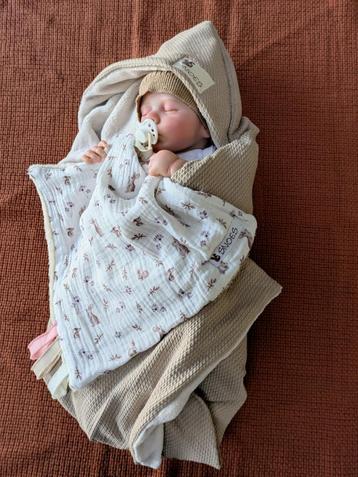 Babydeken op maat- handgemaakt speciaal voor jouw kleintje.  beschikbaar voor biedingen