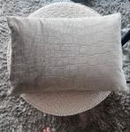 Claudi Kussen - Beige Croco Look, Huis en Inrichting, Ophalen of Verzenden, Zo goed als nieuw, Beige, Rechthoekig