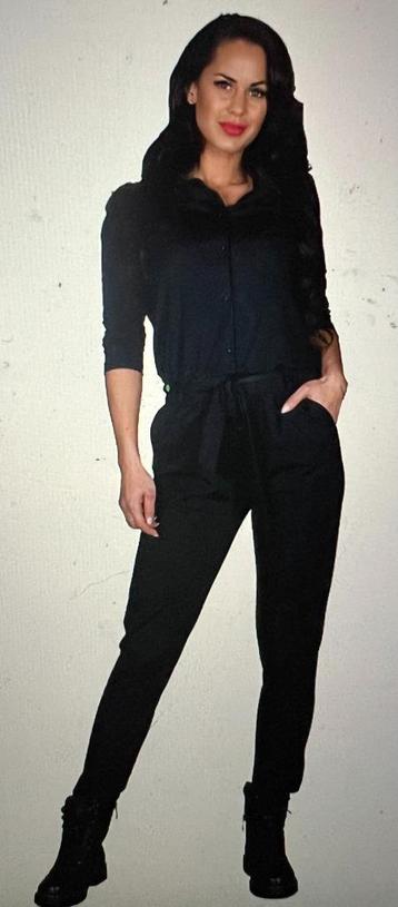 Vera Jo zwarte travelstof jumpsuit – maat XL beschikbaar voor biedingen