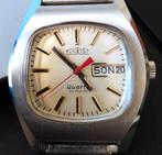 Tourist [bifora]  32768 Hz, Overige merken, Staal, Met bandje, Polshorloge