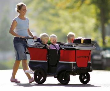Kinderbus, Kiddy bus, Wandelwagen voor KDV en gastouder beschikbaar voor biedingen