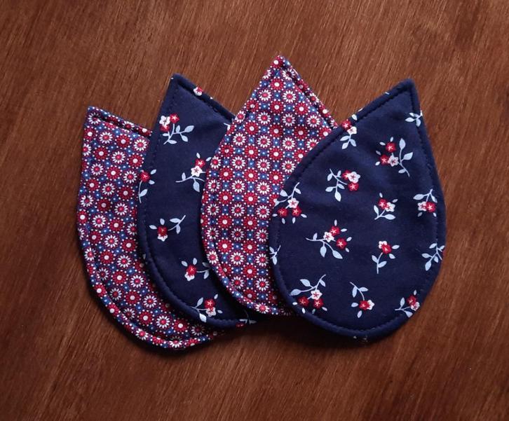 Katoenen onderzetters - Druppelvorm - Blauw/rood, Huis en Inrichting, Woonaccessoires | Onderzetters, Nieuw, Glas of Kopje, Verzenden
