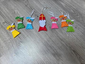 Vilten sinterklaas poppetjes  beschikbaar voor biedingen