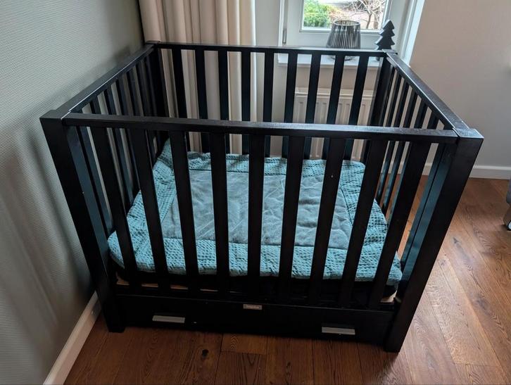 Bopita Box - Zwart, Kinderen en Baby's, Babywiegjes en Ledikanten, Gebruikt, Ledikant, Ophalen of Verzenden