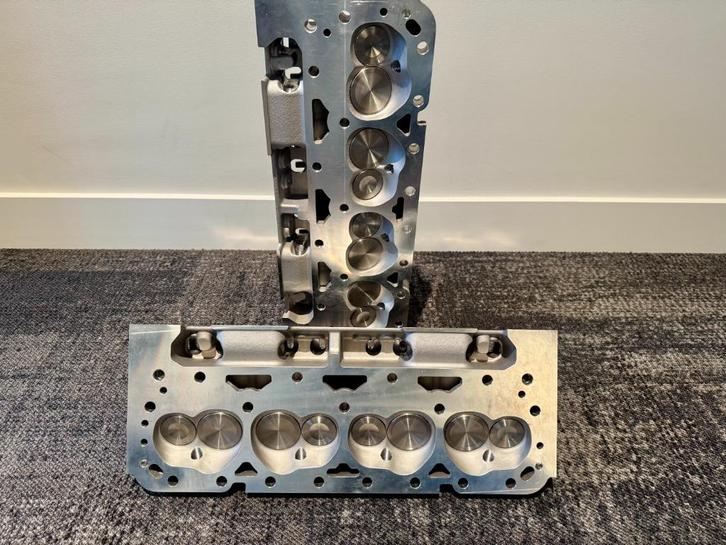 Aluminium cilinder heads for Chevrolet small block, Auto-onderdelen, Motor en Toebehoren, Chevrolet, Nieuw, Ophalen