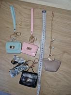 sleutelhanger mini tasje tasjes earpods enz 4 x, Ophalen of Verzenden, Nieuw, Overige typen