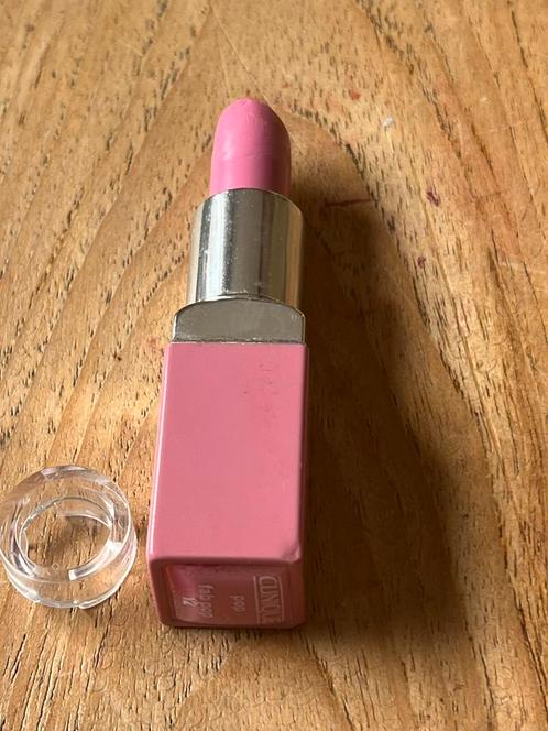 Clinique Pop Lip Colour + Primer Lipstick  Kleur: 12 fab pop, Sieraden, Tassen en Uiterlijk, Uiterlijk | Cosmetica en Make-up