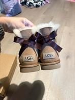 Nieuwe Ugg Laarsjes Maat 33/34, Kinderen en Baby's, Kinderkleding | Schoenen en Sokken, Ophalen of Verzenden, Nieuw, Meisje