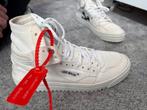 Off white sneakers, Kleding | Heren, Schoenen, Ophalen, Wit, Off white, Sneakers of Gympen