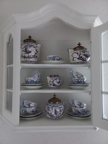 Antiek Blauw Serviesje beschikbaar voor biedingen