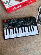 AKAI Midi Keyboard + doos & kabel, Muziek en Instrumenten, Midi-apparatuur, Ophalen of Verzenden, Zo goed als nieuw