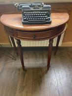 Teakhouten sidetabel plus oude typemachine, Ophalen