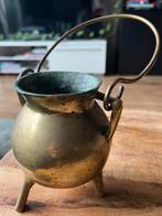 Te koop: koperen pot met 3 pootjes, Antiek en Kunst, Antiek | Koper en Brons, Ophalen, Koper