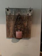 Rustieke Wandkandelaar met Houten Achtergrond, Antiek en Kunst, Ophalen of Verzenden