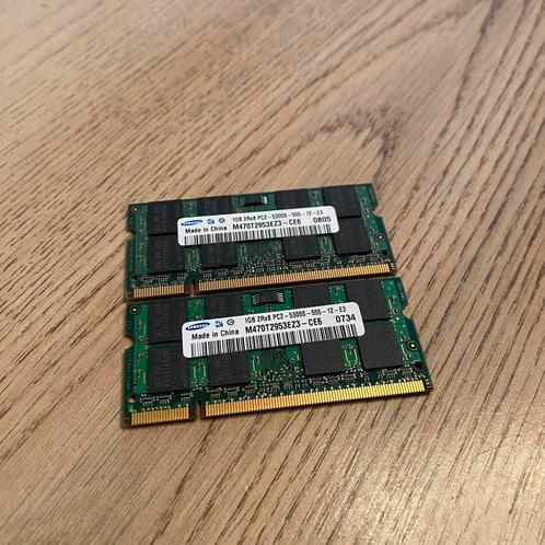 Samsung 2GB DDR2 2Rx8 667MHz  ( 2x 1GB ), Computers en Software, RAM geheugen, Gebruikt, Laptop, 2 GB, DDR2, Ophalen of Verzenden