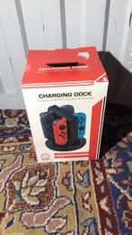 Qware Switch oplaadstation voor 4 controllers, Ophalen of Verzenden, Zo goed als nieuw