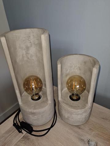 Eglo lynton beton lampen beschikbaar voor biedingen