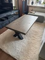 Grijze salontafel met zwarte metalen kruispoten, Ophalen, 100 tot 150 cm, 50 tot 100 cm, Zo goed als nieuw