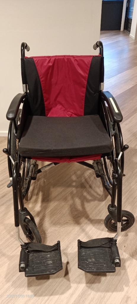 Lichtgewicht inklapbare rolstoel G logic, Diversen, Rolstoelen, Gebruikt, Duwrolstoel, Inklapbaar, Ophalen of Verzenden