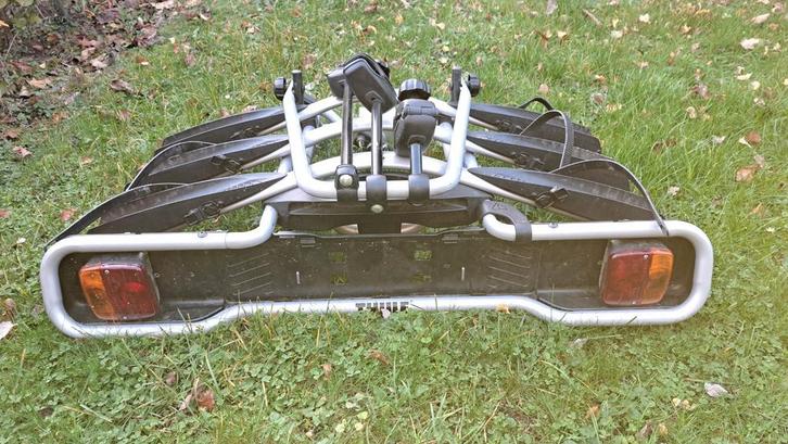 Thule fietsendrager voor 3 fietsen., Auto diversen, Fietsendragers, Zo goed als nieuw, Trekhaakdrager, Brede banden, Ophalen
