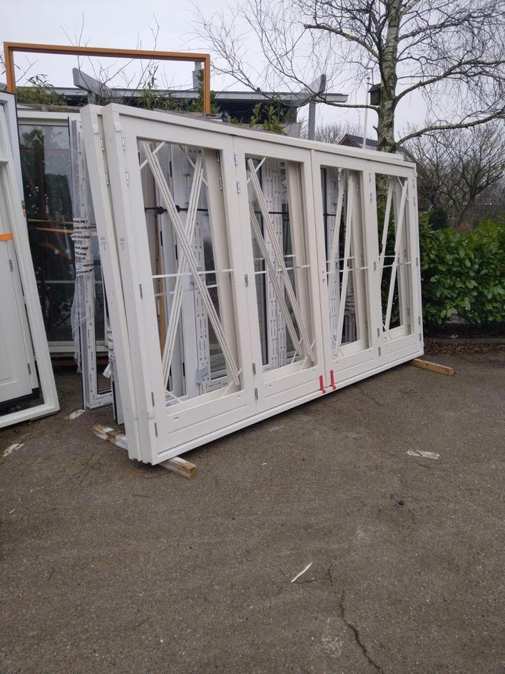 Hardhout kozijn met 4 harmonica deuren, Doe-het-zelf en Verbouw, Deuren en Horren, Nieuw, Buitendeur, 215 cm of meer, 120 cm of meer