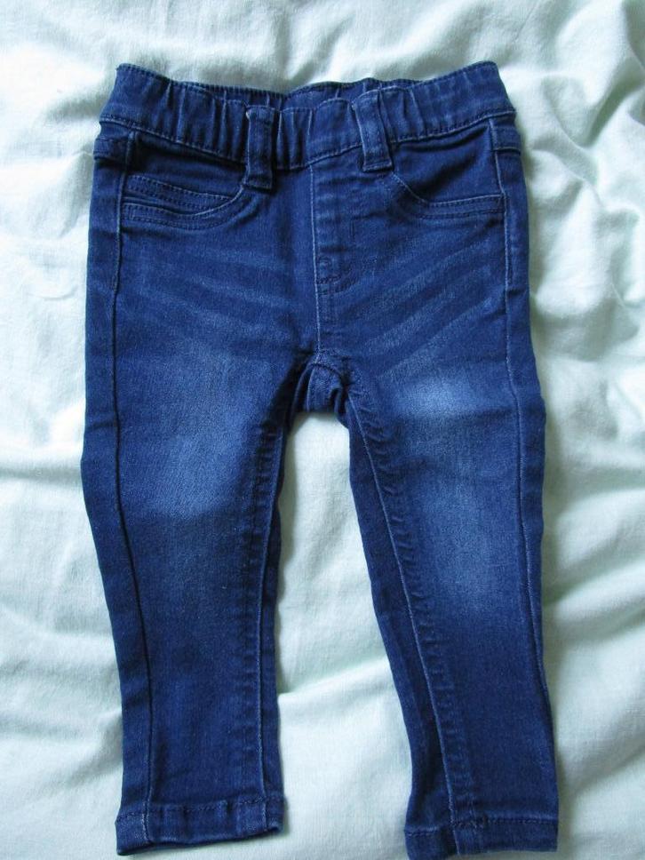 Prenatal - spijkerbroekje maat 68, Kinderen en Baby's, Babykleding | Maat 68, Zo goed als nieuw, Jongetje of Meisje, Broekje, Ophalen of Verzenden