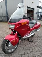 PC 800 Pacific Coast, Motoren, Toermotor, Bedrijf, 2 cilinders, 800 cc