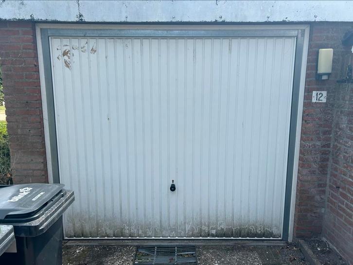 Garagedeur, Doe-het-zelf en Verbouw, Deuren en Horren, Gebruikt, Garagedeur, 215 cm of meer, 120 cm of meer, Metaal, Schuifdeur