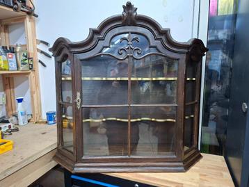antiek unieke grote zware vitrine wandkast beschikbaar voor biedingen