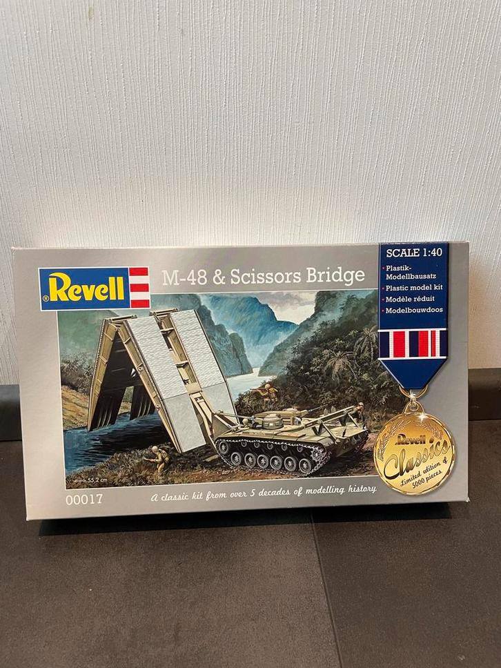 Revell M-48 & Scissors Bridge 1:40, Hobby en Vrije tijd, Modelbouw | Auto's en Voertuigen, Nieuw, Tank, 1:32 tot 1:50, Revell