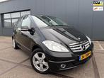 Mercedes-Benz A-klasse 160 BlueEFFICIENCY Business Class Ava, Auto's, Mercedes-Benz, Voorwielaandrijving, Euro 5, Zwart, Origineel Nederlands