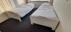 2 witte MDF eenpersoonsbedden + 2 matrassen/dekbedden, Huis en Inrichting, Slaapkamer | Complete slaapkamers, Ophalen of Verzenden