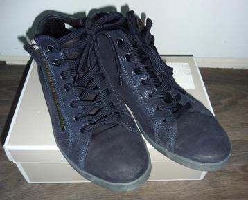 Donkerblauwe halfhoge sneakers Hush Puppies mt 41 met rits beschikbaar voor biedingen