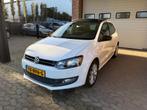 Volkswagen POLO 1.4 Style Pano stoelverw. cruise navi PDC, Auto's, Euro 5, 86 pk, 4 cilinders, Alcantara