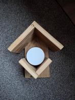 Hand gemaakte pindakaas huisje voor de vogels, Ophalen, Nieuw