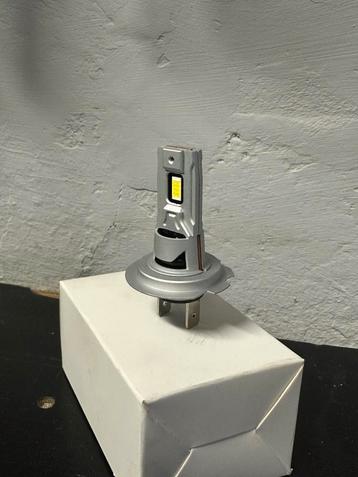 H7 LED lamp – krachtige vervanger voor halogeen beschikbaar voor biedingen