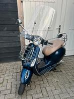 Vespa Primavera 45 km/h 2017 9900 km origineel, Fietsen en Brommers, Brommers | Vespa, Ophalen, Gebruikt, Overige modellen